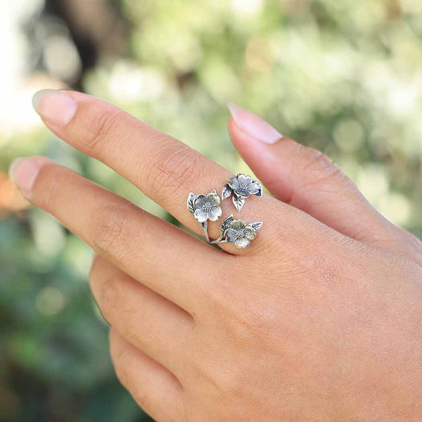 Dogwood & Leaf Ring