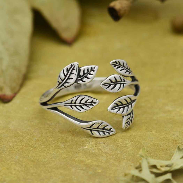 Leaf Cluster Ring