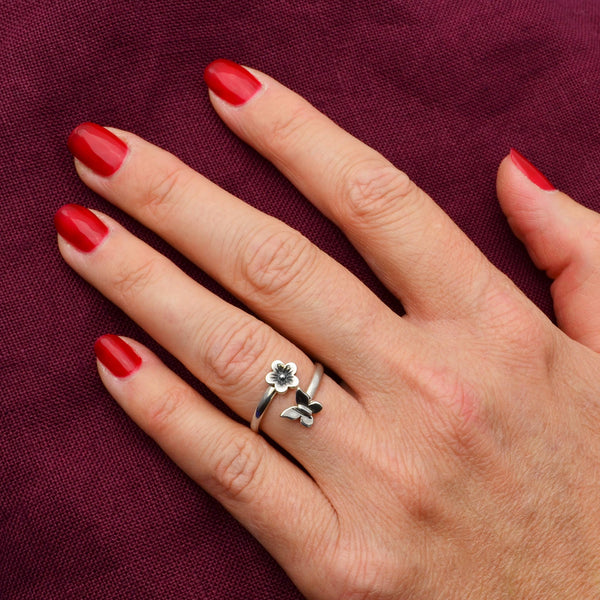 Butterfly & Flower Adj. Ring