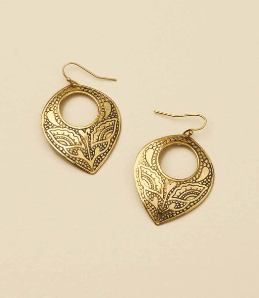 Yashi Embossed Earring