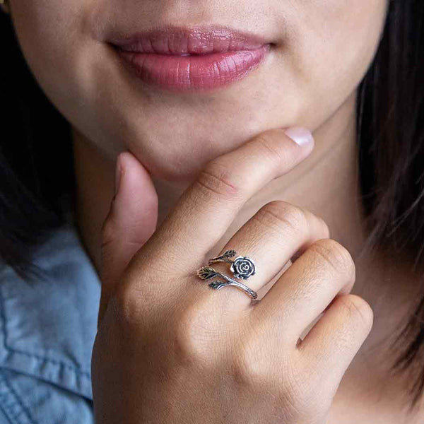 Rose Adj Ring