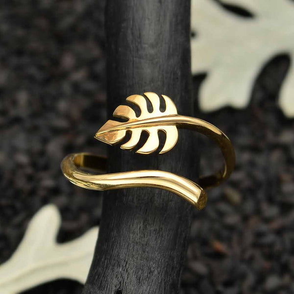 Monstera Leaf Ring