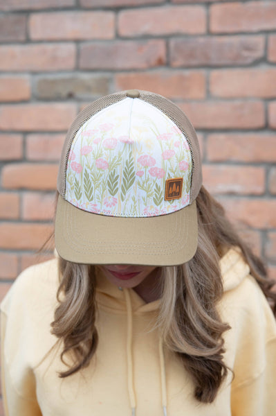 Wild Field Trucker