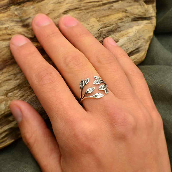 Leaf Cluster Ring