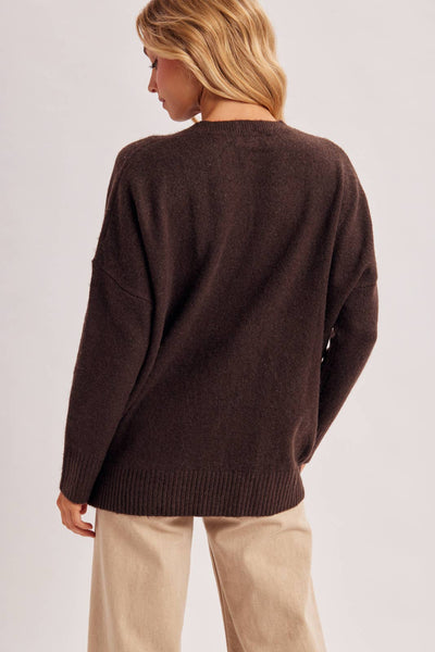 OVERSIZED KNIT SWEATER