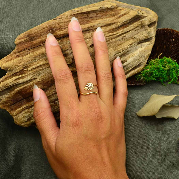 Monstera Leaf Ring